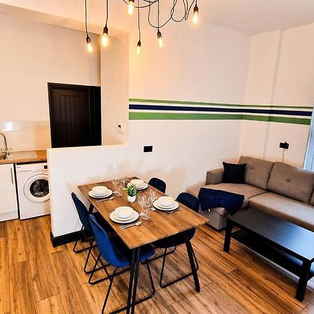 Apartamento Beautiful Flat On Breck Road Liverpool Exterior foto